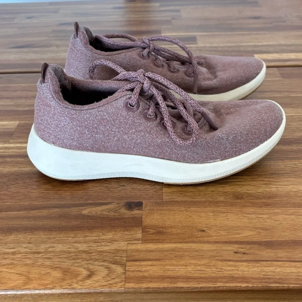 AllBirds women’s athletic sneakers shoes. Women’s size 7‎